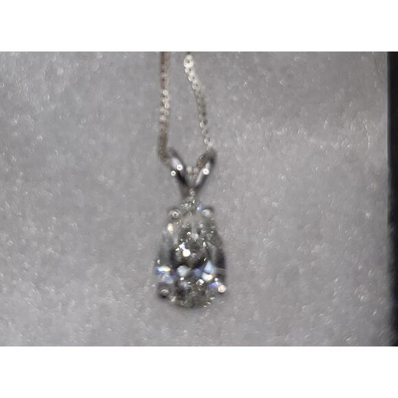 14kt White Gold 2 Carat Pear Lab Diamond Color Grade G-H Clarity Grade SI1-S12 - Picture 10 of 16